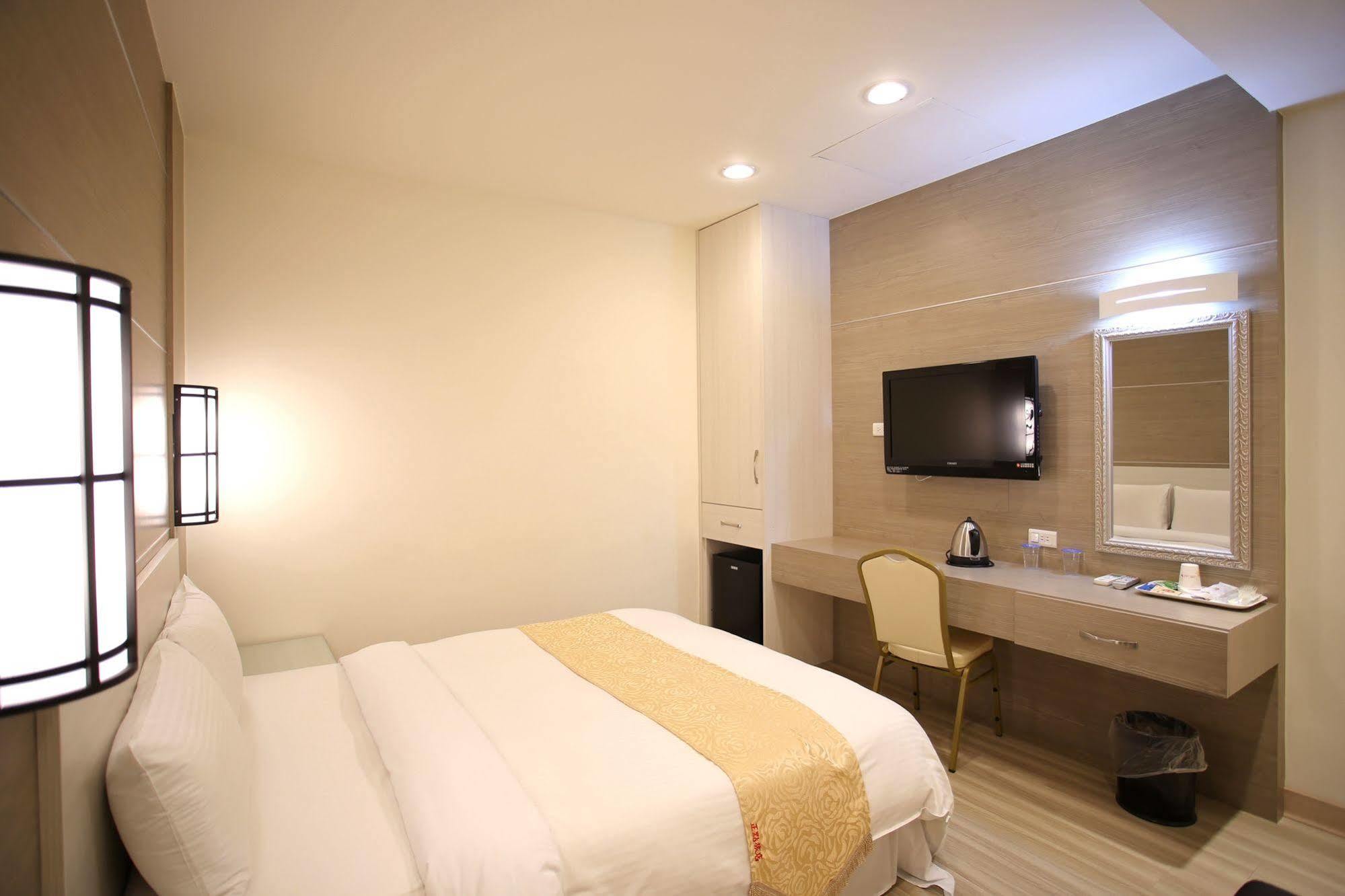 Chengdian Hotel Đài Bắc Ngoại thất bức ảnh